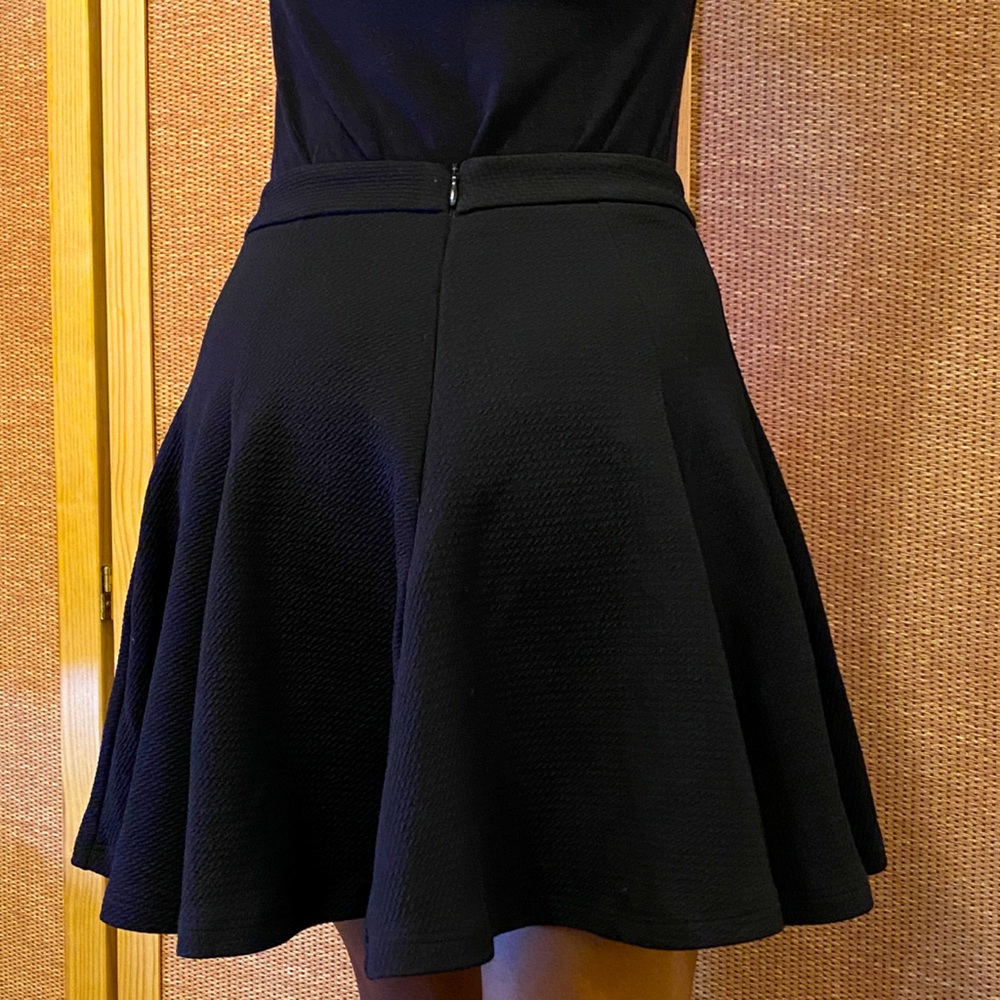 Black skater (circle) skirt